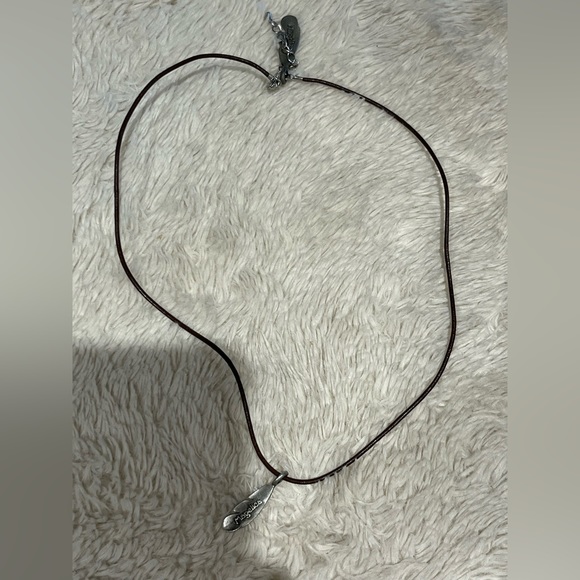 Necklace cord with charm Leaf that says Magelica - Picture 4 of 4